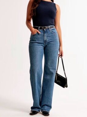 Abercrombie & Fitch The 90s Relaxed High Rise Jeans Curve Love